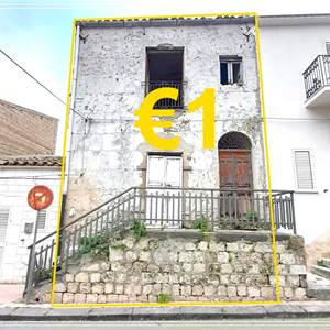Town House for Sale in Bompensiere